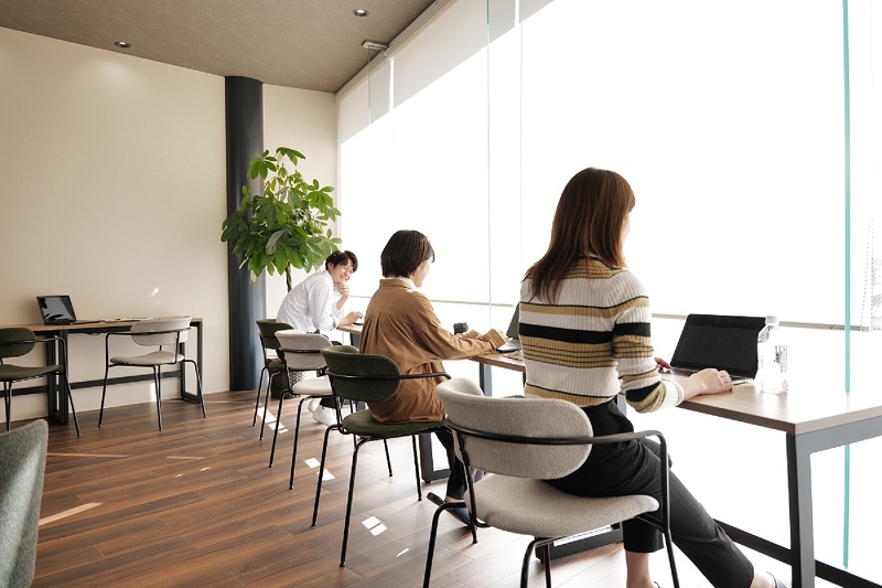 ▲仕事をしやすい環境が整備されているところがi/HUBの魅力のひとつ
